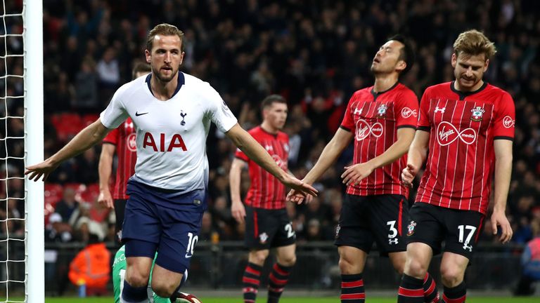 Harry Kane celebrates giving Tottenham the lead