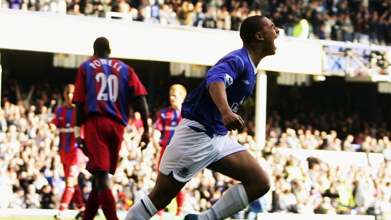 LIVERPOOL, ENGLAND - APRIL 10:  James Vaughan of Everton celebrates scoring their fourth goal on his debut during the Barclays Premiership match between Everton and Crystal Palace at Goodison Park on April 10, 2005 in Liverpool, England. (Photo by Christopher Lee/Getty Images) *** Local Caption *** James Vaughan