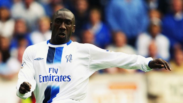 Jimmy Floyd Hasselbaink of Chelsea lays the ball off during the FA Barclaycard Premiership match between Wolverhampton Wanderers and Chelsea on September 20, 2003 at Molineux in Wolverhampton, England. Chelsea won the match 5-0.