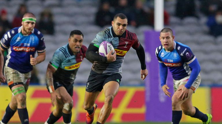 Joe Marchant of Harlequins runs in to score his sides second try during the European Challenge Cup match between Harlequins and Benetton Rugby at Twickenham Stoop on December 15, 2018 in London, United Kingdom.