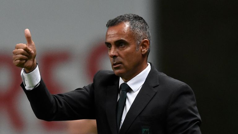 Rio Ave's Portuguese coach Jose Gomes gives a thumbs-up from the sideline during the Portuguese league football match between Sporting CP and Rio Ave FC at the Jose Alvalade stadium in Lisbon on October 6, 2018.