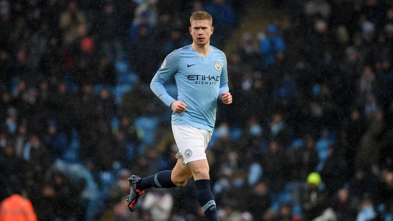 Kevin De Bruyne in action vs Everton