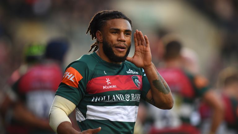 Kyle Eastmond of Leicester Tigers during the Gallagher Premiership Rugby match between Leicester Tigers and Saracens at Welford Road Stadium on November 25, 2018 in Leicester, United Kingdom.