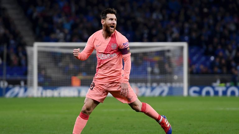  during the La Liga match between RCD Espanyol and FC Barcelona at RCDE Stadium on December 8, 2018 in Barcelona, Spain.