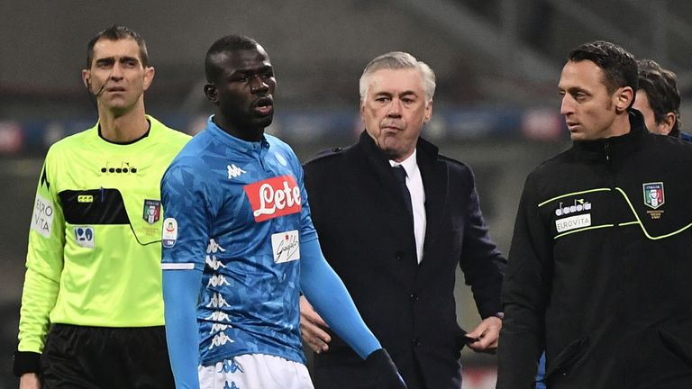 Carlo Ancelotti looks on after Kalidou Koulibaly is sent off against Inter Milan