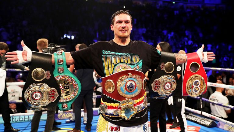 Usyk fue campeón indiscutible de peso crucero