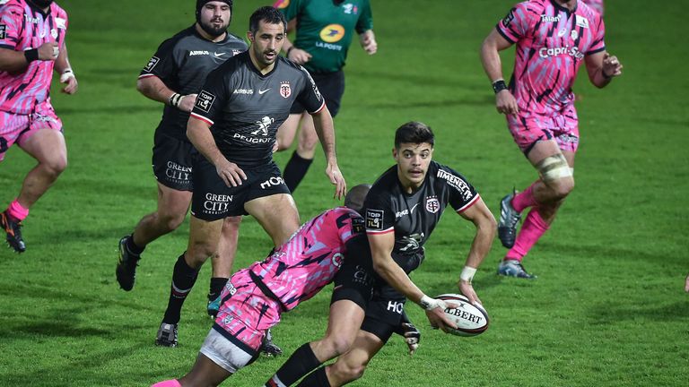 Toulouse's center Romain Ntamack runs with the ball during the French Top 14 rugby union match between Stade Toulousain and Stade Français (SF), on December 2, 2018 at the Ernest Wallon stadium in Toulouse, southern France.