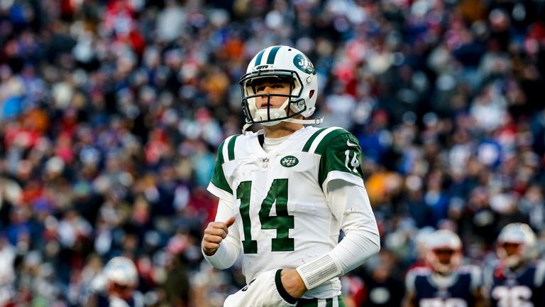 Sam Darnold in action against new England Patriots