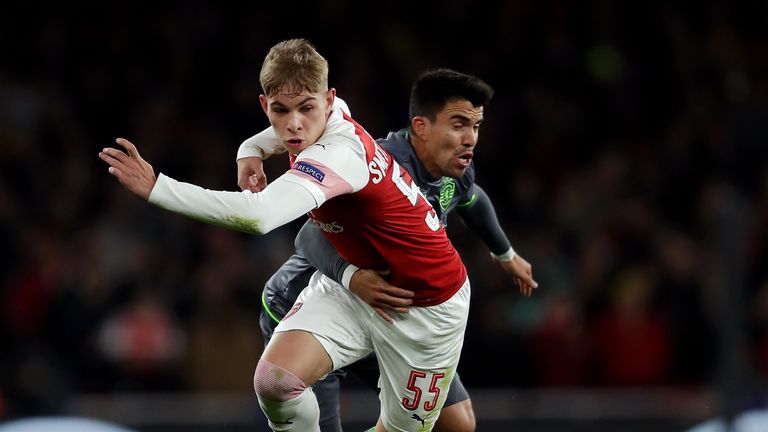 Smith Rowe in action against Sporting Lisbon