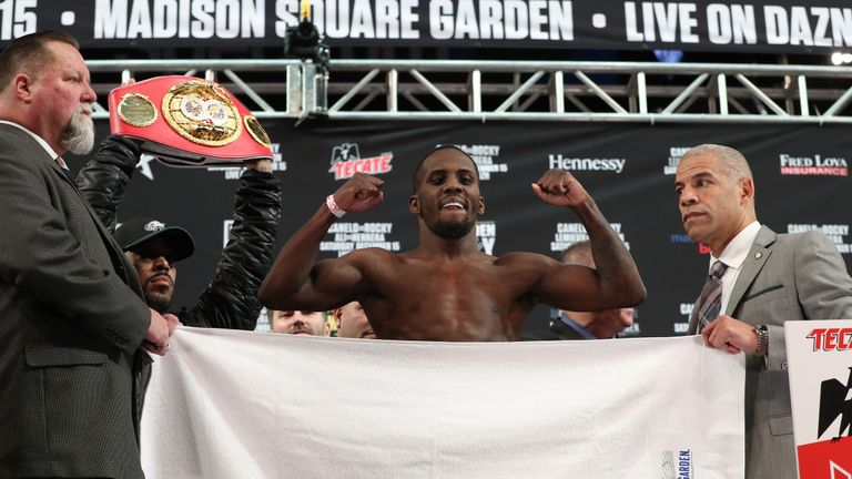 Tevin Farmer steps on the scale to weigh in for his December 15, 2018 fight at Madison Square Garden in New York City. 