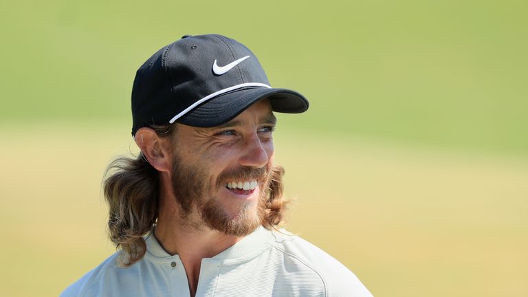 during the final round of the 2018 U.S. Open at Shinnecock Hills Golf Club on June 17, 2018 in Southampton, New York.