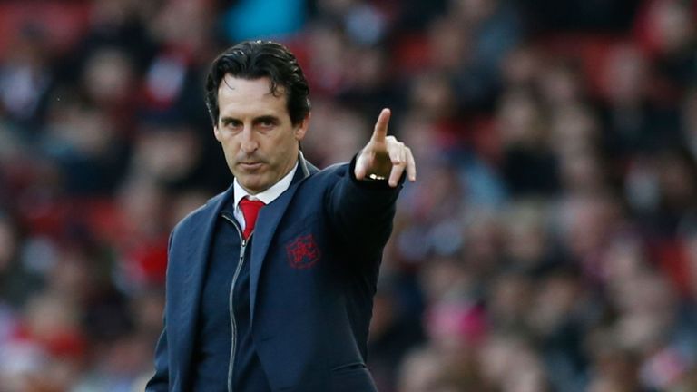 Unai Emery gestures from the touchline