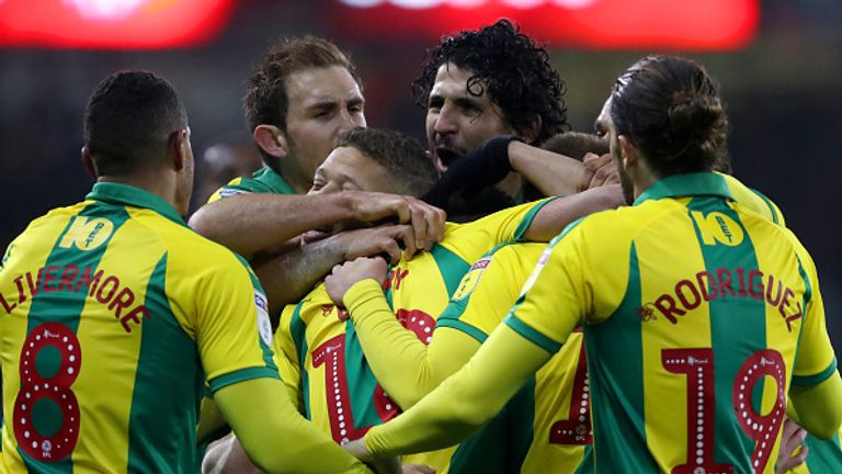 SHEFFIELD, ENGLAND - DECEMBER 14: Gareth Barry of West Bromwich Albion celebrates with his team mates after scoring a goal to make it 1-1  during the Sky Bet Championship match between Sheffield United and West Bromwich Albion at Bramall Lane on December 14, 2018 in Sheffield, England. (Photo by Adam Fradgley - AMA/WBA FC via Getty Images)