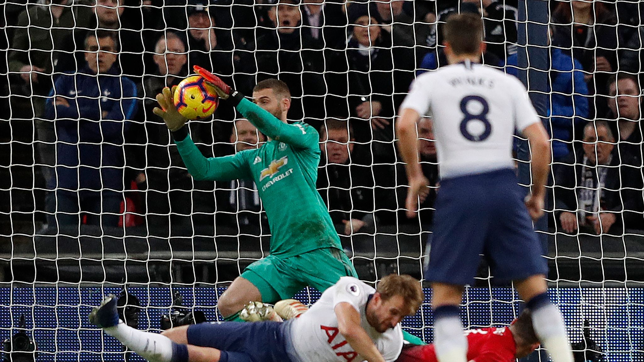 Premier League - Manchester United: De gea's 11 saves at wembley