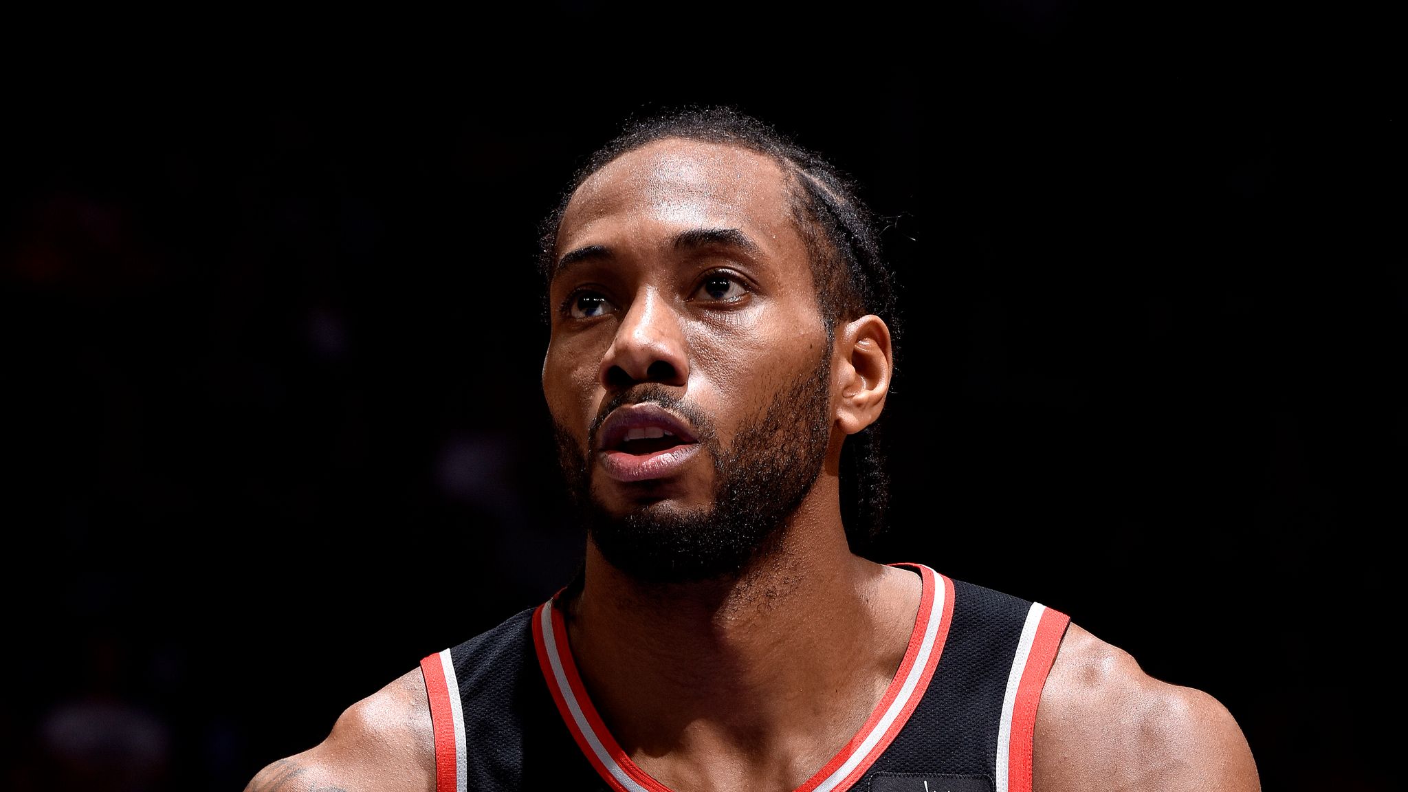 Group Chat': What Is Going on With Kawhi Leonard and the Spurs