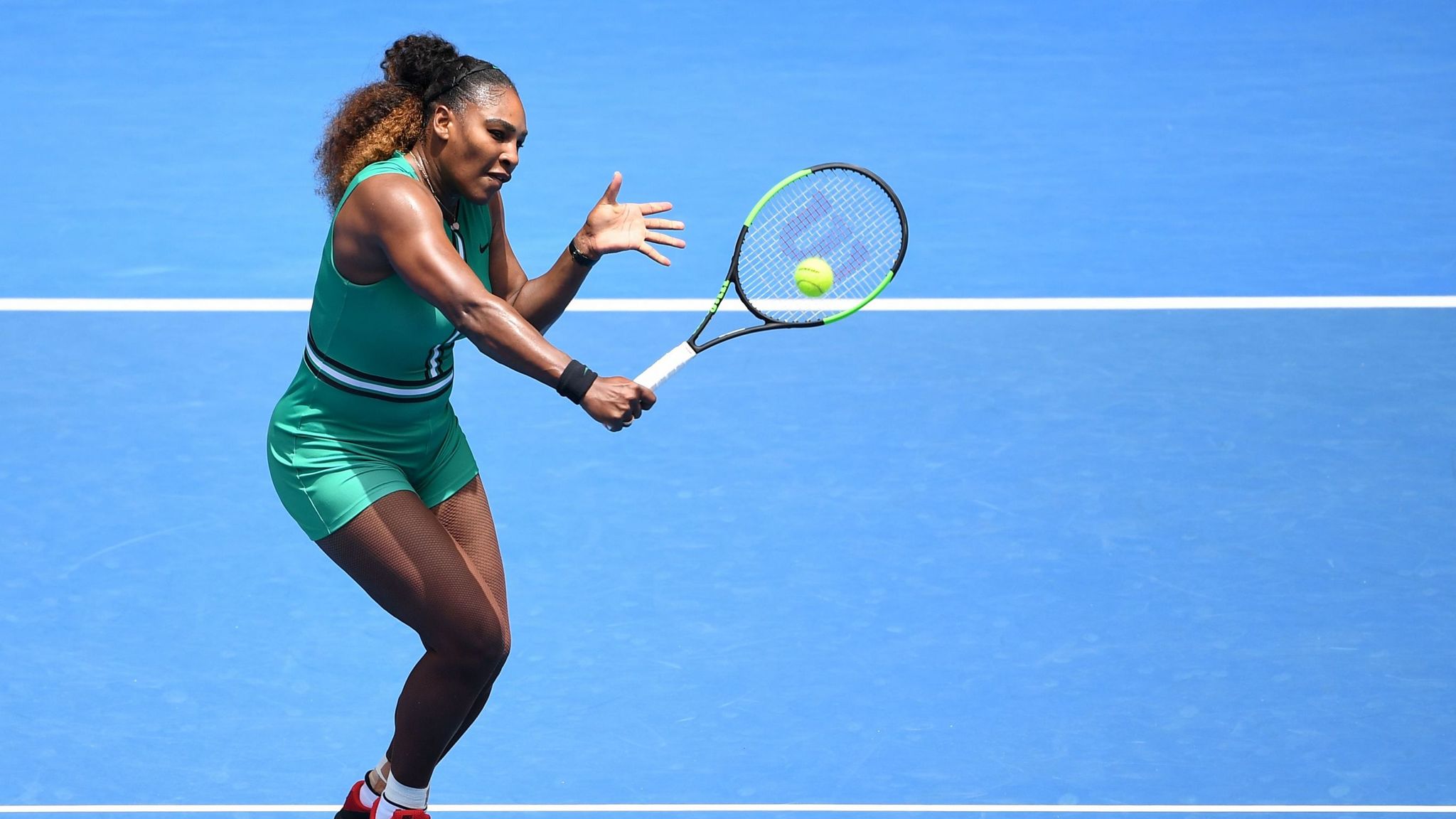 Johanna Konta and Serena Williams reach Australian Open second round