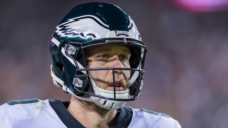 LANDOVER, MD - DECEMBER 30: Nick Foles #9 of the Philadelphia Eagles looks on against the Washington Redskins during the first half at FedExField on December 30, 2018 in Landover, Maryland. (Photo by Scott Taetsch/Getty Images)