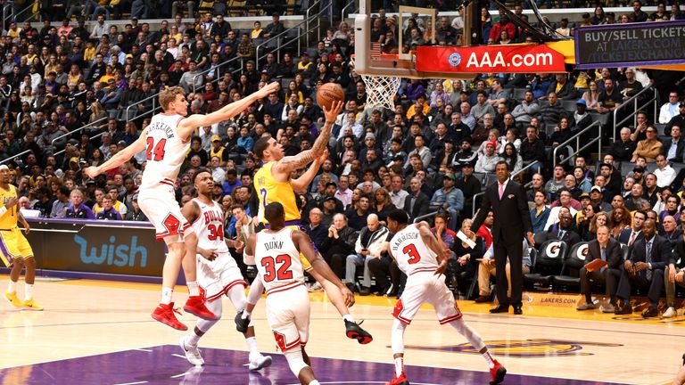 Lonzo Ball finishes at the rim