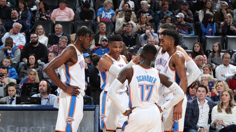Russell Westbrook offer advice to his Thunder team-mates