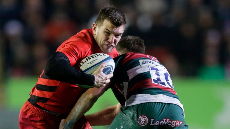 Ben Spencer of Saracens is tackled by Joe Ford of Leicester Tigers during the Gallagher Premiership Rugby match between Leicester Tigers and Saracens at Welford Road Stadium on November 25, 2018 in Leicester, United Kingdom. 