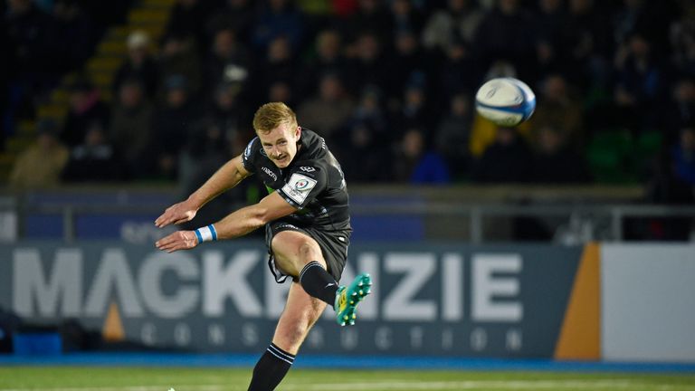 13/01/19 
GLASGOW WARRIORS v CARDIFF BLUES 
SCOTSTOUN STADIUM - GLASGOW 
Glasgow Warriors' Brandon Thomson converts his side's fourth try