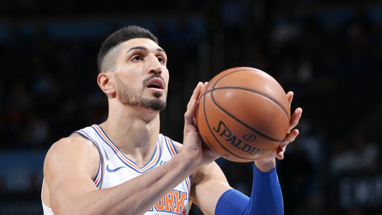 OKLAHOMA CITY, OK - NOVEMBER 14: Enes Kanter #00 of the New York Knicks shoots the ball during the game against the Oklahoma City Thunder on November 14