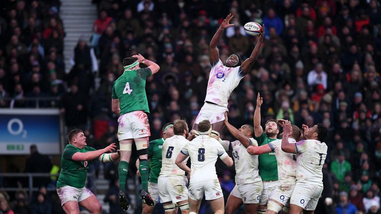 England and Ireland contest a lineout during their Six Nations clash at Twickenham in 2018