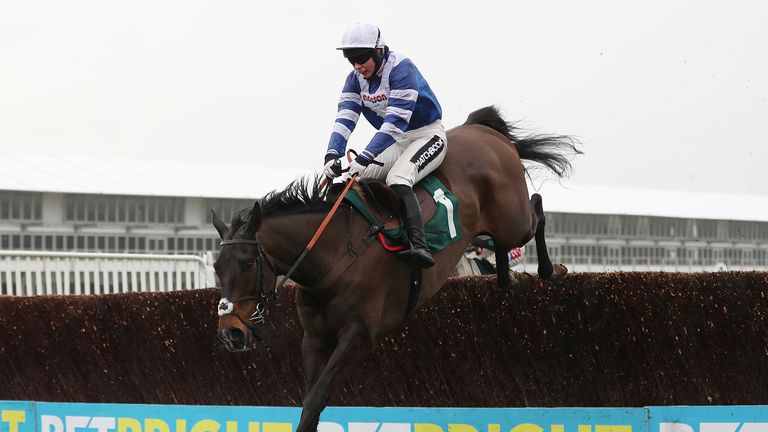 Frodon and Frost are heading to theCheltenham Gold Cup