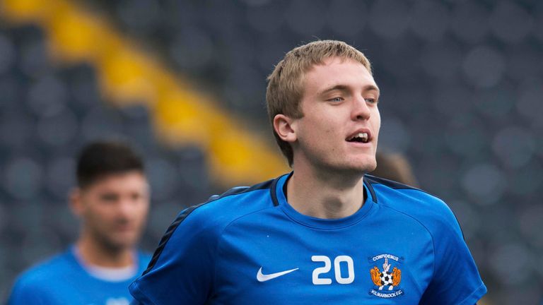 Kilmarnock's Iain Wilson signs new deal