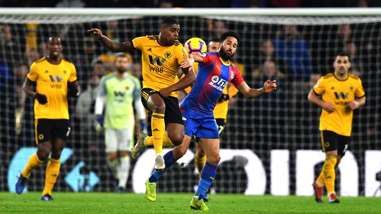 Ivan Cavaleiro challenges Andros Townsend