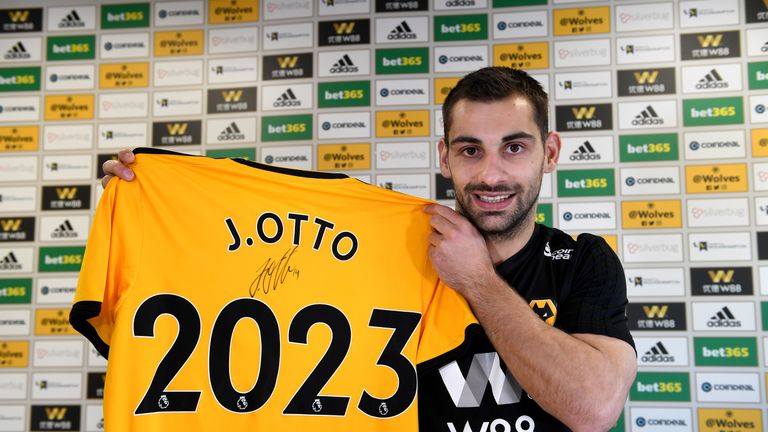 Wolverhampton Wanderers complete the permanent signing of Jonny Castro Otto
