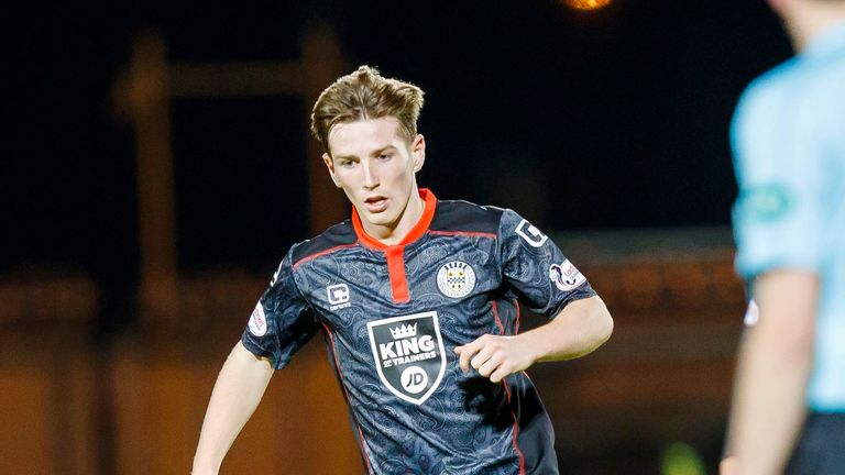 29/11/16 WILLIAM HILL SCOTTISH CUP THIRD ROUND.ST MIRREN V SPARTANS FC (5-1).PAISLEY 2021 STADIUM.Kyle Mcallister in action for St Mirren