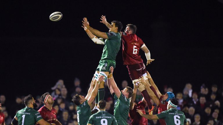 Quinn Roux wins possession for Connacht