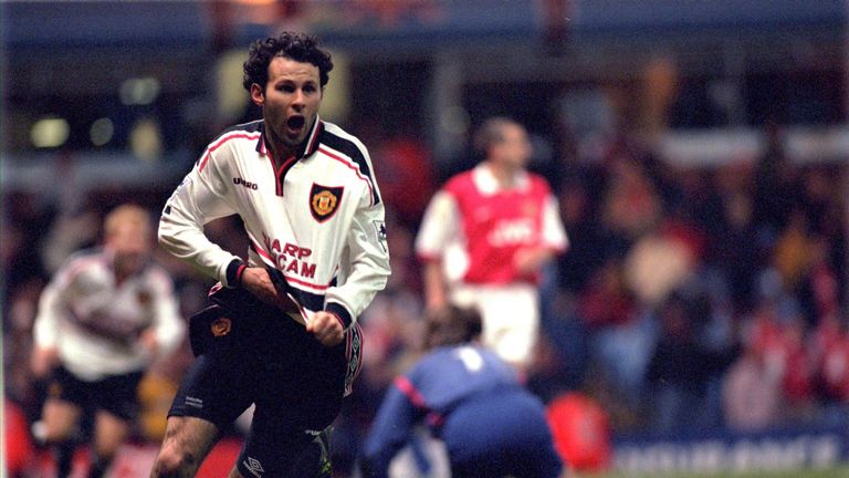 Ryan Giggs celebrates his winning goal against Arsenal in the FA Cup semi-final replay