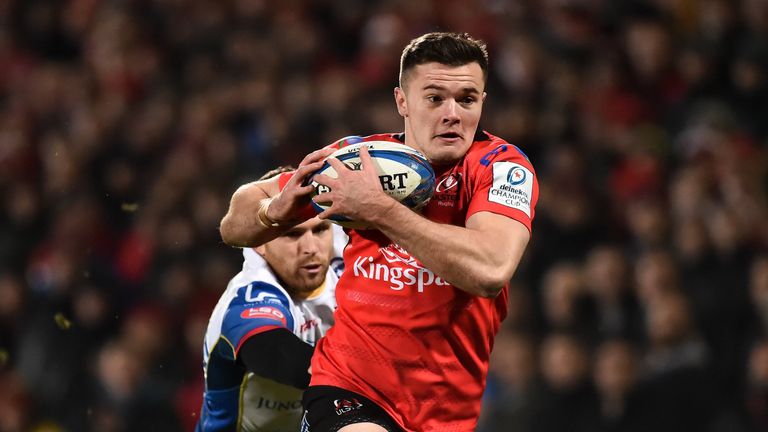 14 December 2018; Jacob Stockdale of Ulster on his way to scoring his side's second try despite the efforts of Gareth Davies of Scarlets during the Heineken Champions Cup Pool 4 Round 4 match between Ulster and Scarlets at the Kingspan Stadium, Belfast. Photo by Oliver McVeigh/Sportsfile