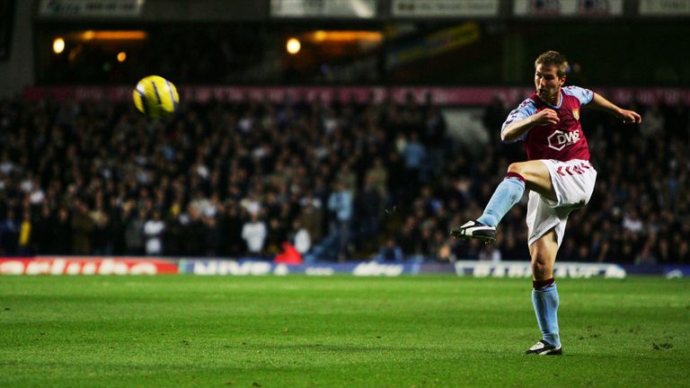 Thomas Hitzlspurger of Aston Villa during the FA Barclays Premiership match between Aston Villa and Tottenham Hotpur at Villa Park on November 22, 2004 in Birmingham, England.  (Photo by Laurence Griffiths/Getty Images)
