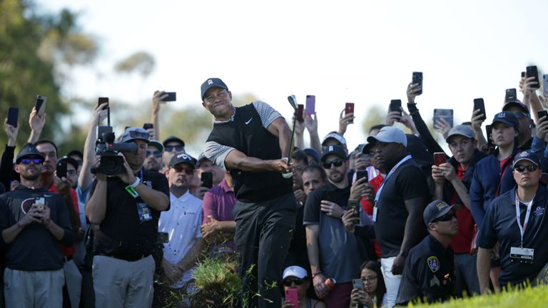 Tiger Woods, Farmers Insurance Open R2