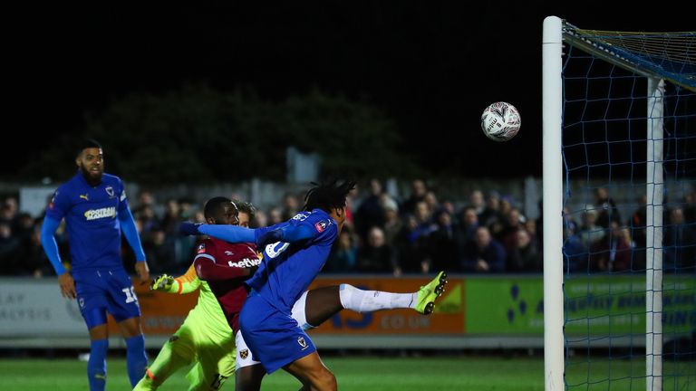 Sibbick nets AFC Wimbledon's fourth two minutes from time