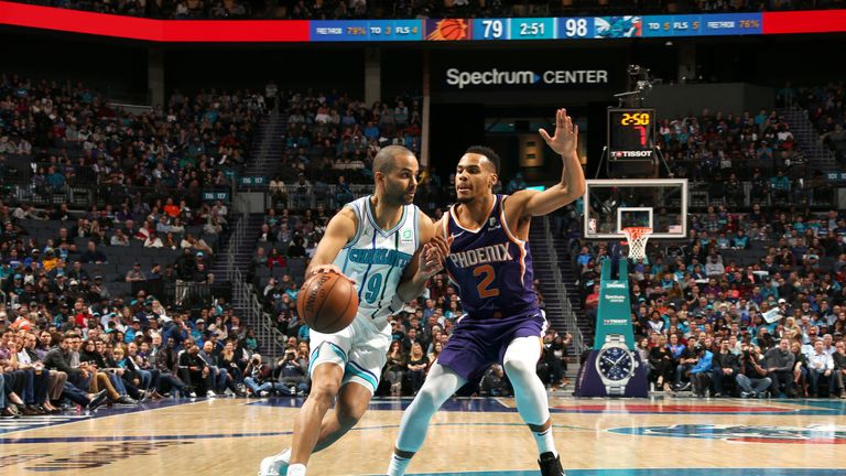Tony Parker #9 of the Charlotte Hornets handles the ball against the Phoenix Suns on January 19, 2019 at Spectrum Center in Charlotte, North Carolina. 