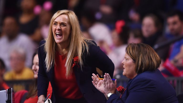 Tracey Neville shouts instructions to her England netball side