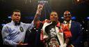 Davis retains super-featherweight crown