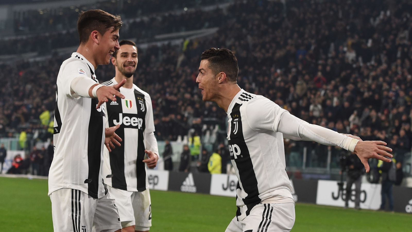 Juventus 3-0 Frosinone: Cristiano Ronaldo, Paulo Dybala on target