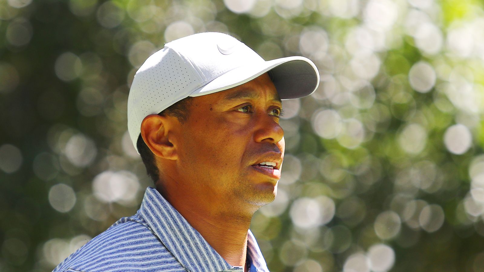 Tiger Woods enjoyed a bizarre introduction in Mexico, and then went OB!