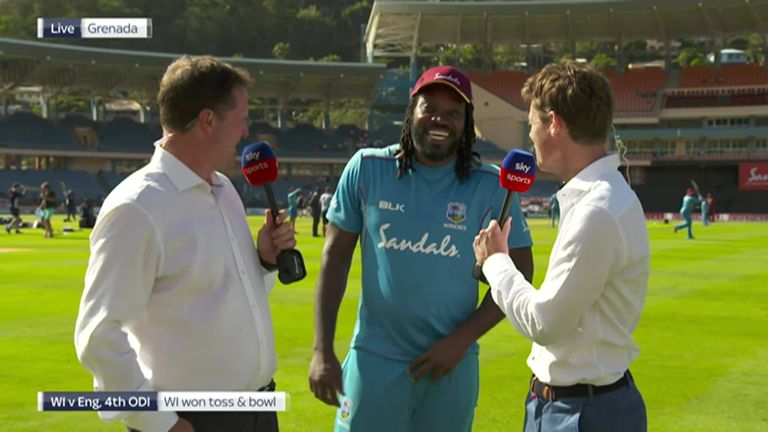 Chris Gayle gatecrashes Nick Knight and Rob Key&#39;s chat in Grenada