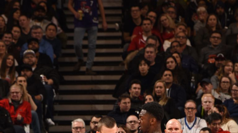 Marc Gasol works against Washington's Bobby Portis in the post