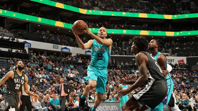 Hornets beat Thunder 117-115