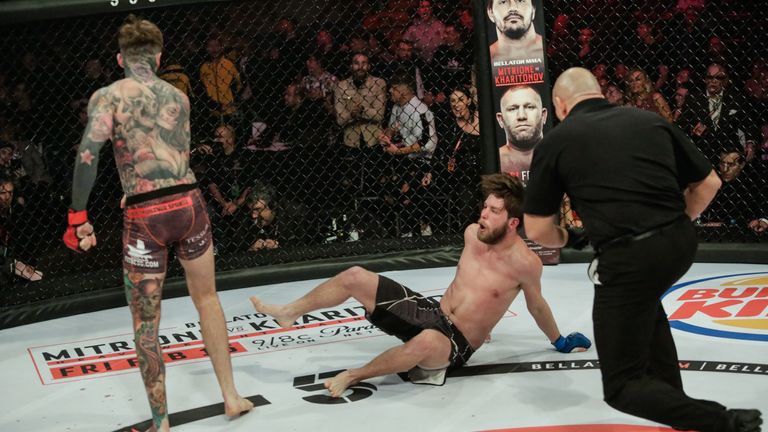 Aaron Chalmers briefly knocked his opponent down