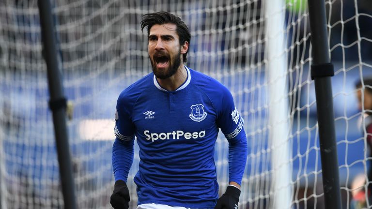 Andre Gomes celebrates scoring Everton&#39;s equaliser