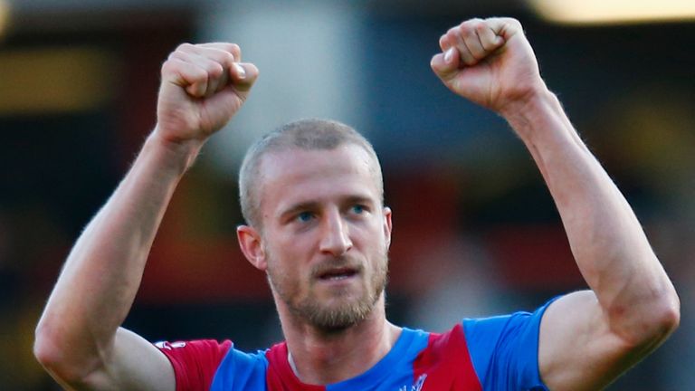 Brede Hangeland backs Solskjaer for the United job