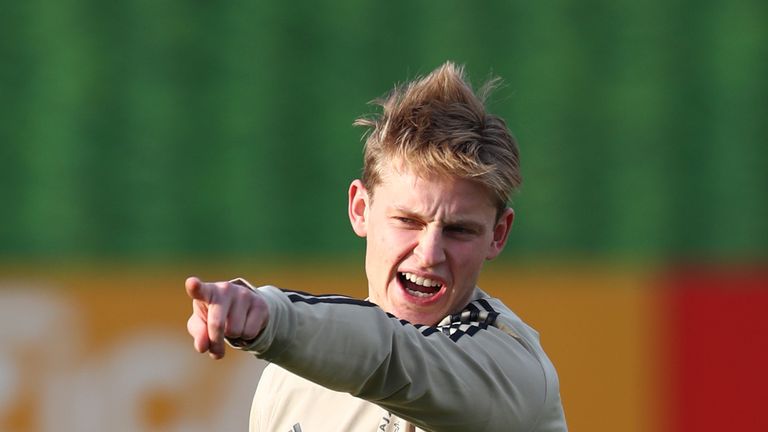 Frenkie De Jong is confirmed fit to play for Ajax against Real Madrid by head coach Eric ten Hag